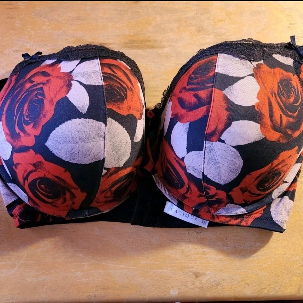 Red Floral Women's Bra